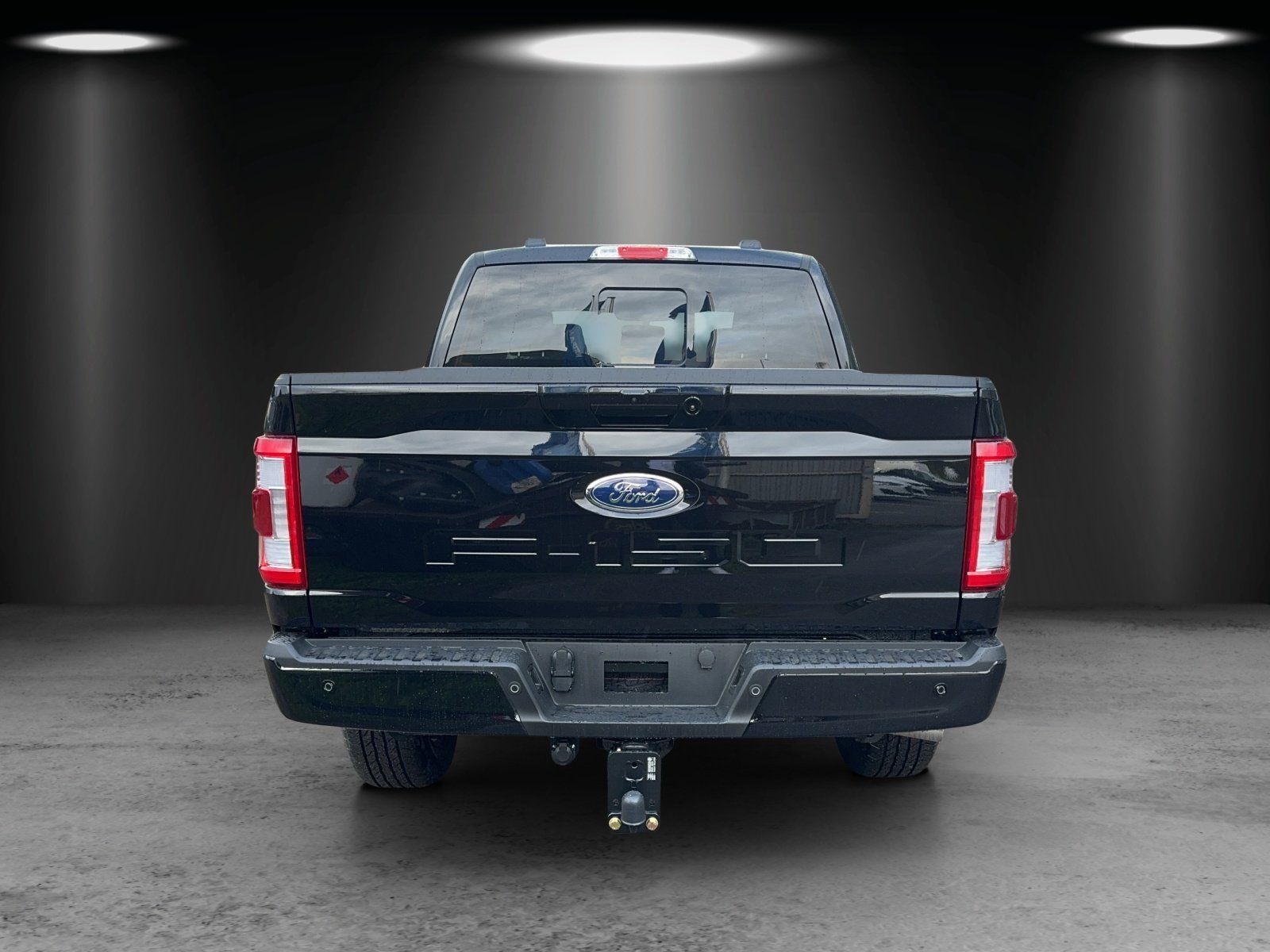 Fahrzeugabbildung Ford F-150 Lariat BLACK 4x4 NAVI/AHK/360°/PANORAMA
