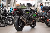 Kawasaki Ninja ZX10R, Modell 2026, sofort lieferbar - Motorräder in Freiburg