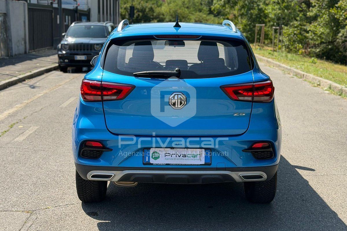 MG ZS