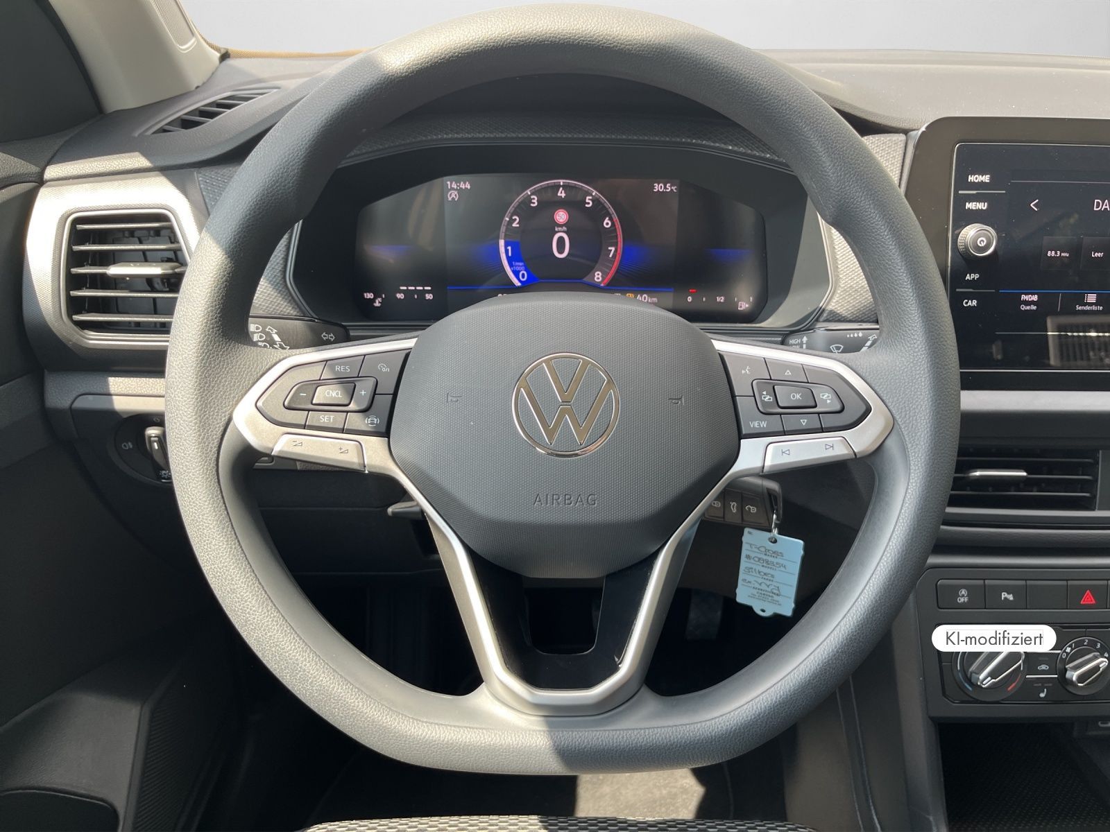 Volkswagen T-Cross - Bild 10