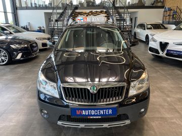 Skoda Octavia Combi Scout 4X4 *TÜV Neu*Xenon*