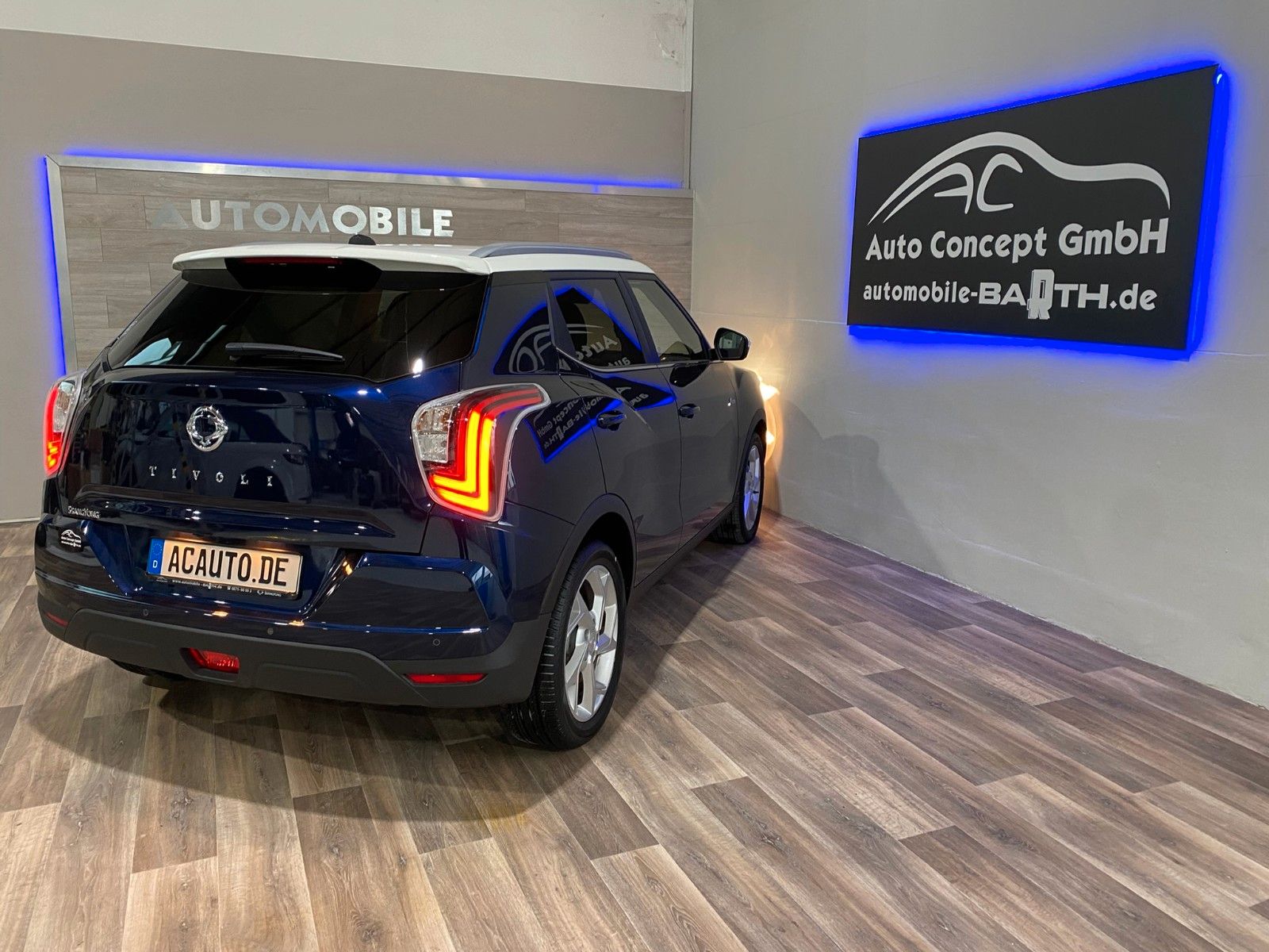 Fahrzeugabbildung Ssangyong Tivoli Fizz 1.5L Benzin **ALLRAD** Finanzierung