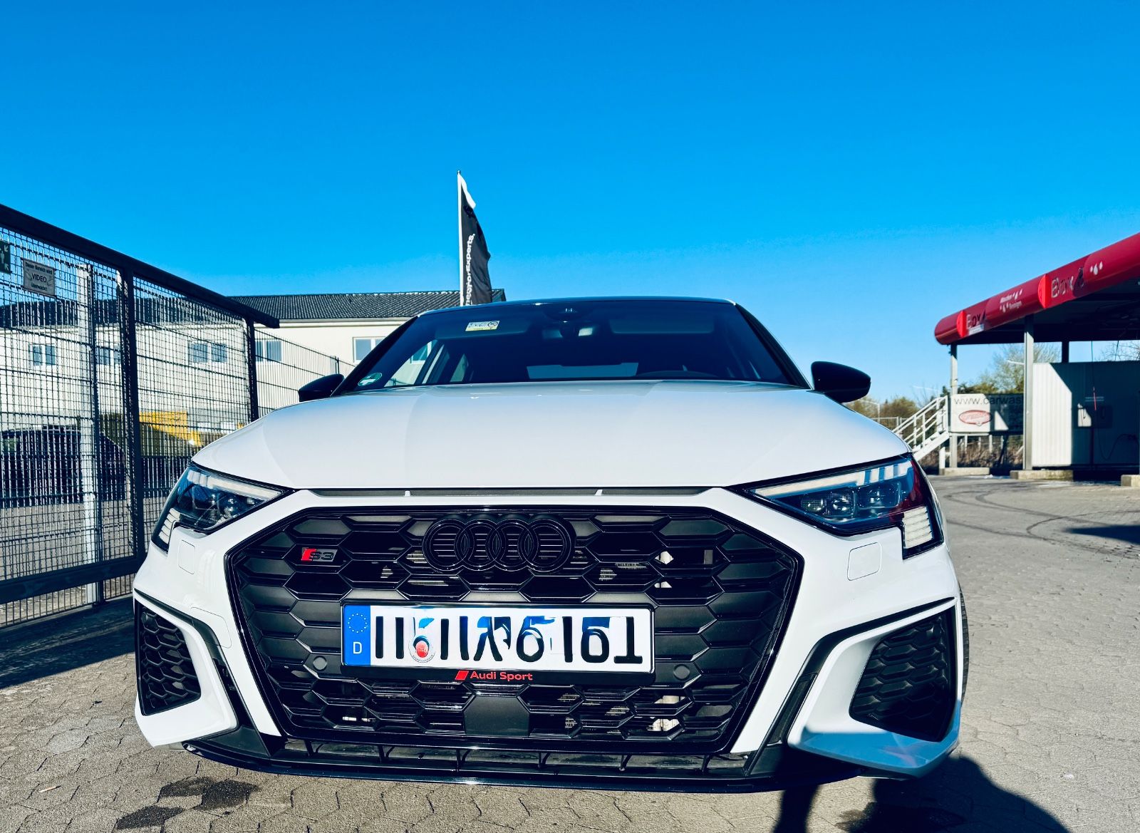 AUDI S3 TFSI S tronic quattro -