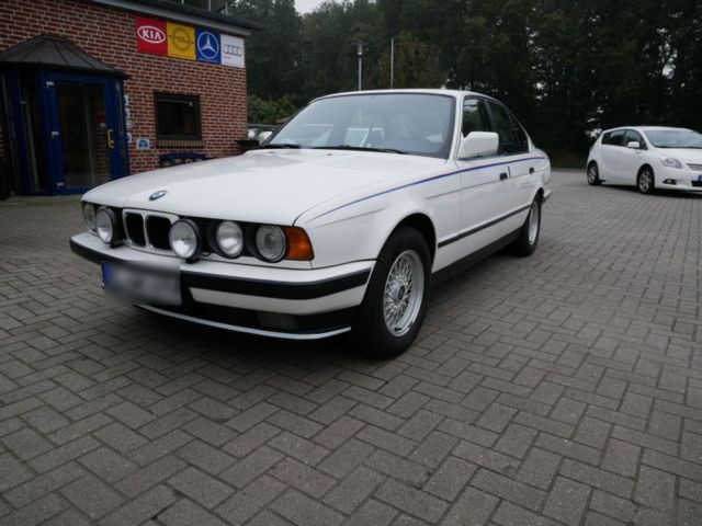 BMW oldtimer BMW 525i Bj. 1988 TÜV neu H-Kennz...