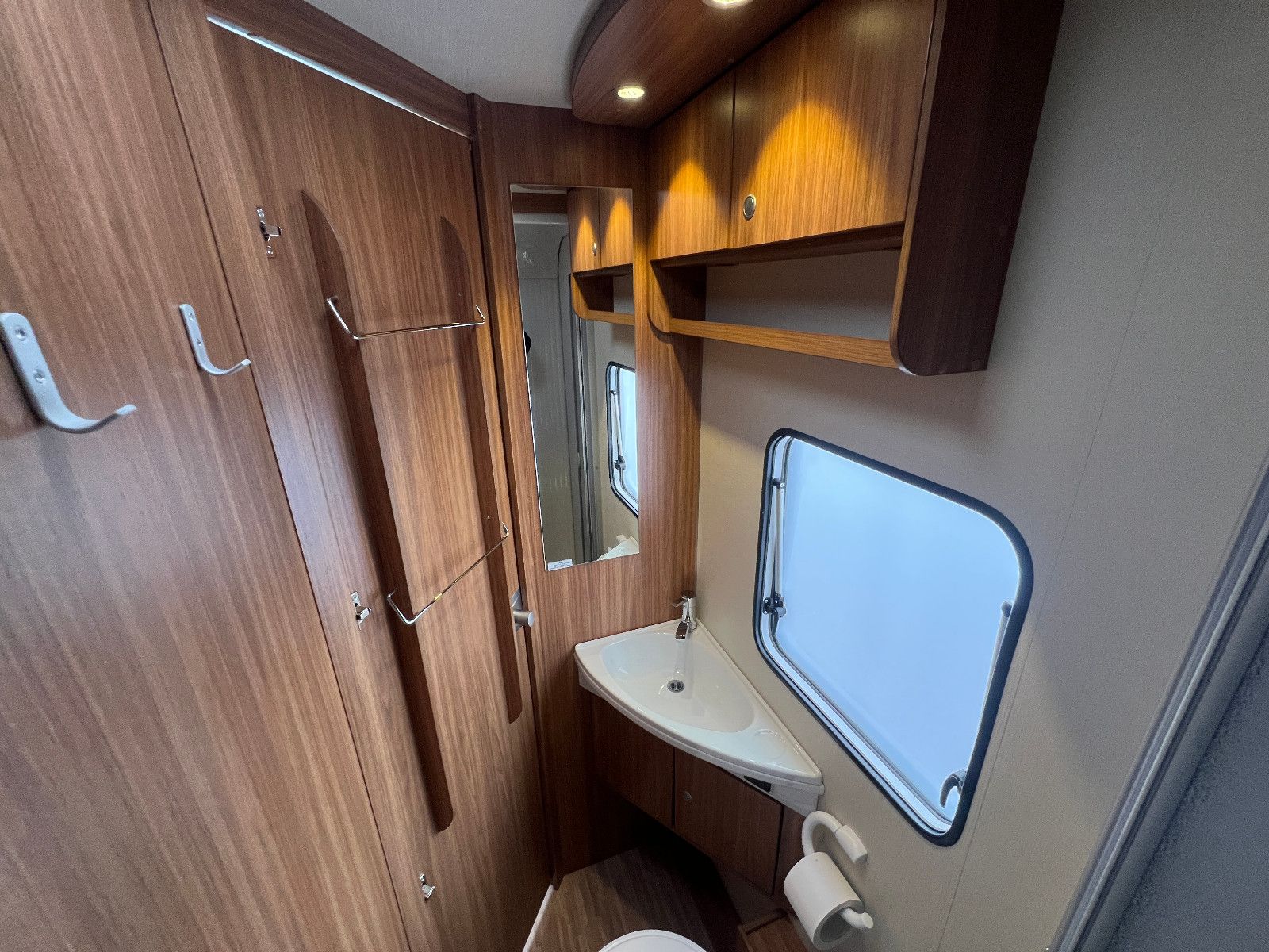 Fahrzeugabbildung Carado T 348 FIAT DUCATO 150 PS *1.HAND*DACHKLIMA*