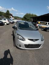 Mazda 2  mit Besonderheiten - Mazda aus 2007: Mazda2