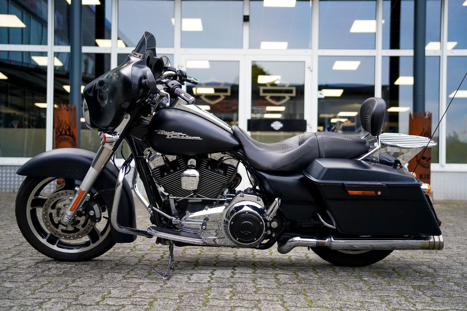 Fahrzeugabbildung Harley-Davidson FLHX Street Glide Ape-Lenker Stretch - KESSTECH