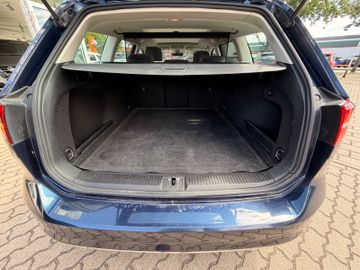 Volkswagen Passat Variant - 8