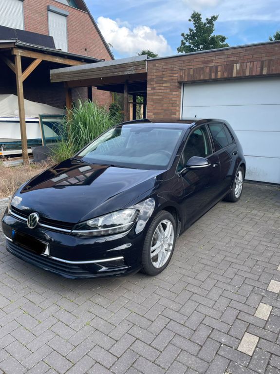 Image of Volkswagen Golf