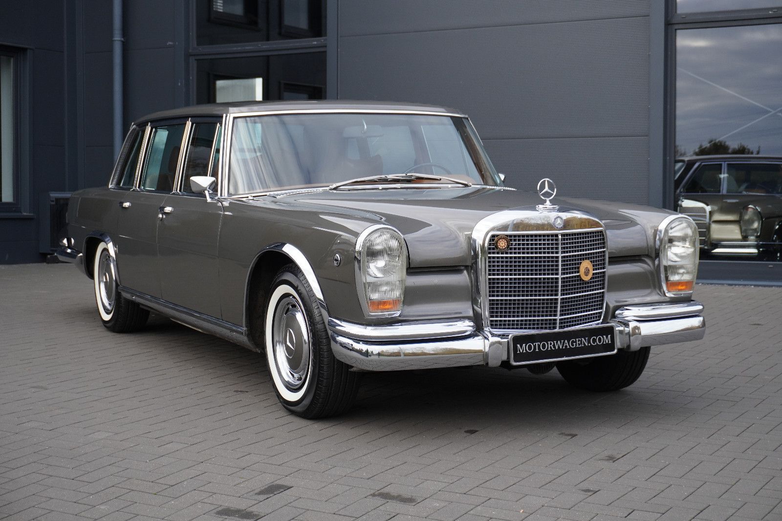 Fahrzeugabbildung Mercedes-Benz 600