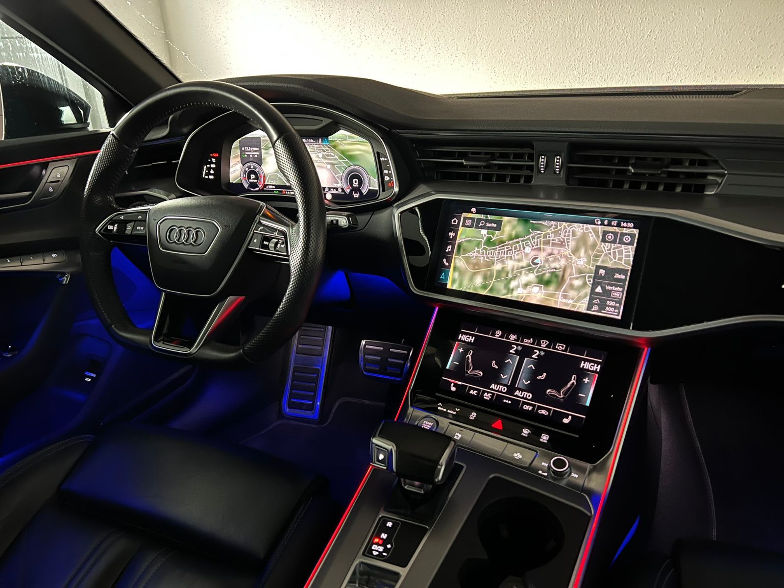 Fahrzeugabbildung Audi A6 Avant 50 TDI Quattro S-LINE/HDMATRIX/AHK/AMBI