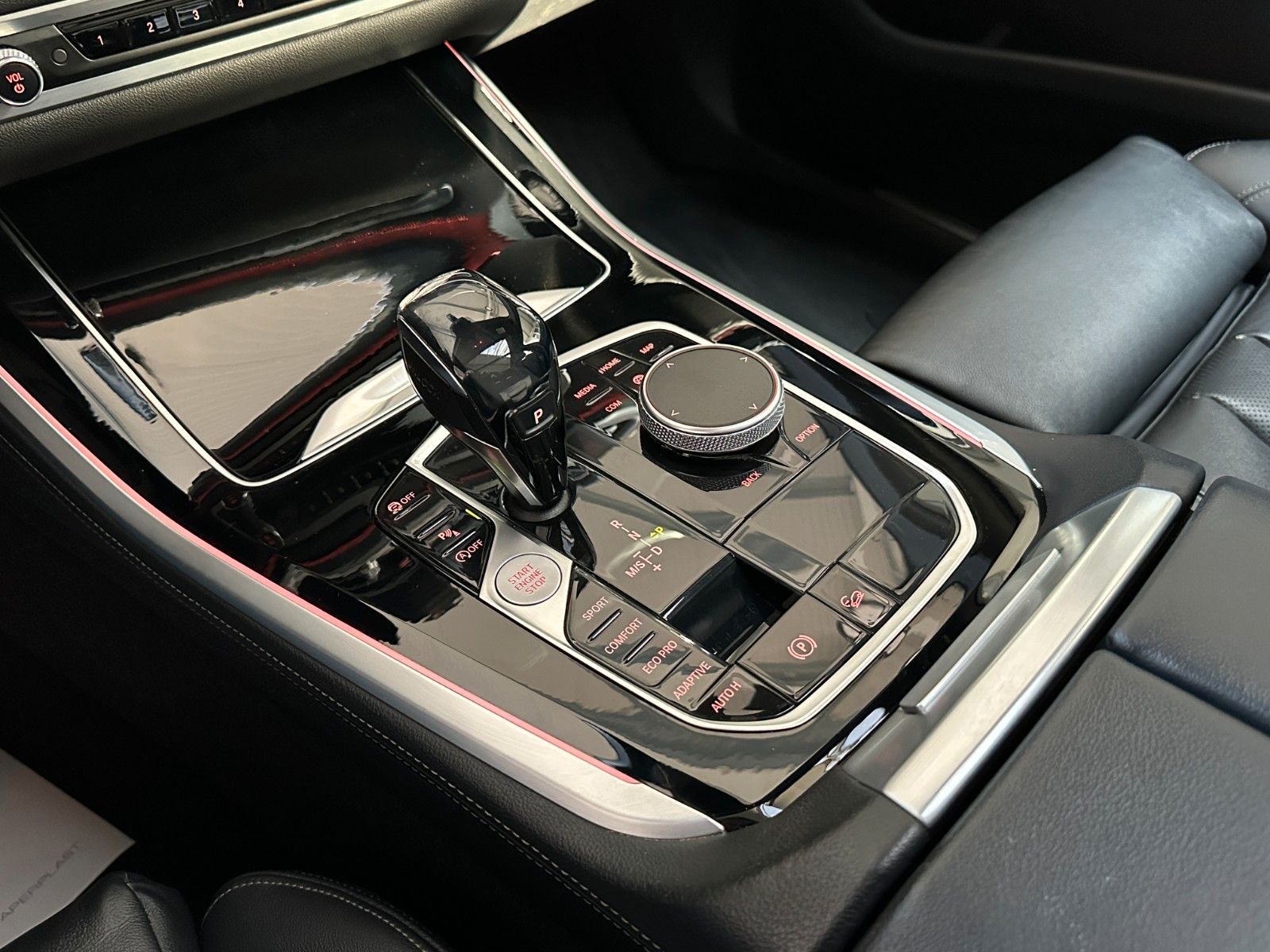 BMW X5 xDrive d M-SPORT Laser*HUD*Leder*AHK*Soft-C foto 24