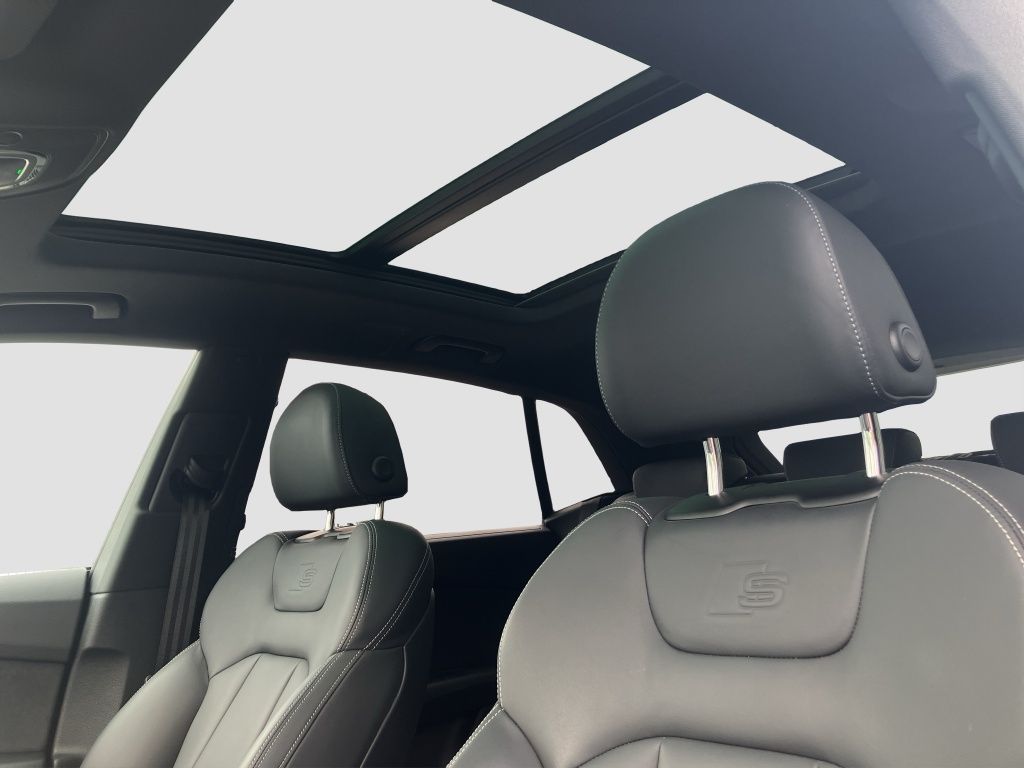 Fahrzeugabbildung Audi SQ8 4.0 TFSI qu. MATRIX*HUD*AHZV*B&O*STHZG*22''*