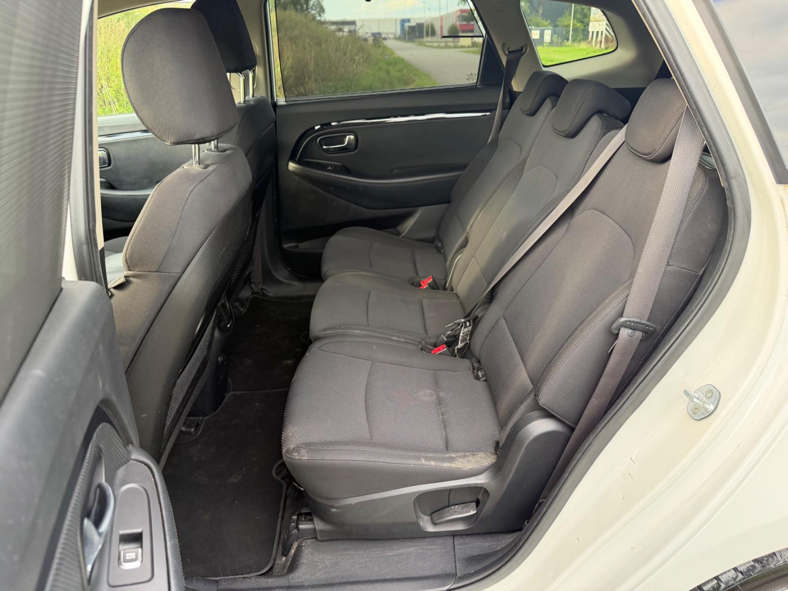 Kia Carens 2014 — photo 14