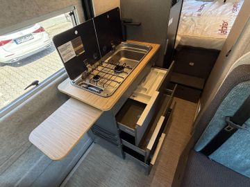 HYMER  ERIBA  HYMERCAR Redwood 600 Sport Autarkie LED Totwi.