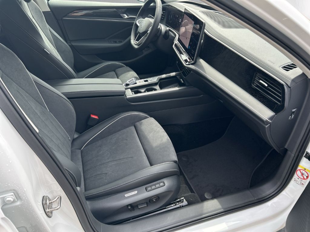 Volkswagen Passat Variant - Bild 18