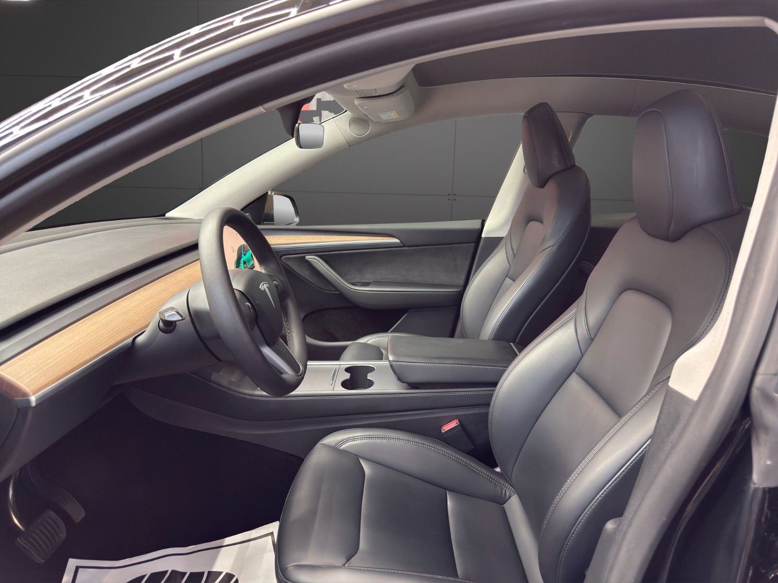 Tesla Model Y Long Range AWD foto 10