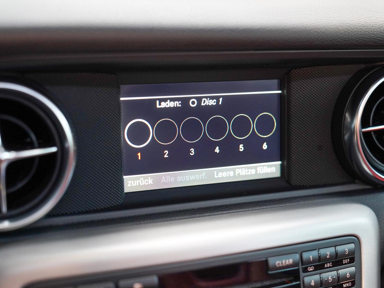 Mercedes-Benz SLK 200 BlueEFFICIENCY Roadster AirscarfAMG Line