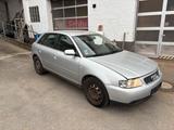 Audi A3 8L 1.6 5 Türer - Audi A3: Türer 3