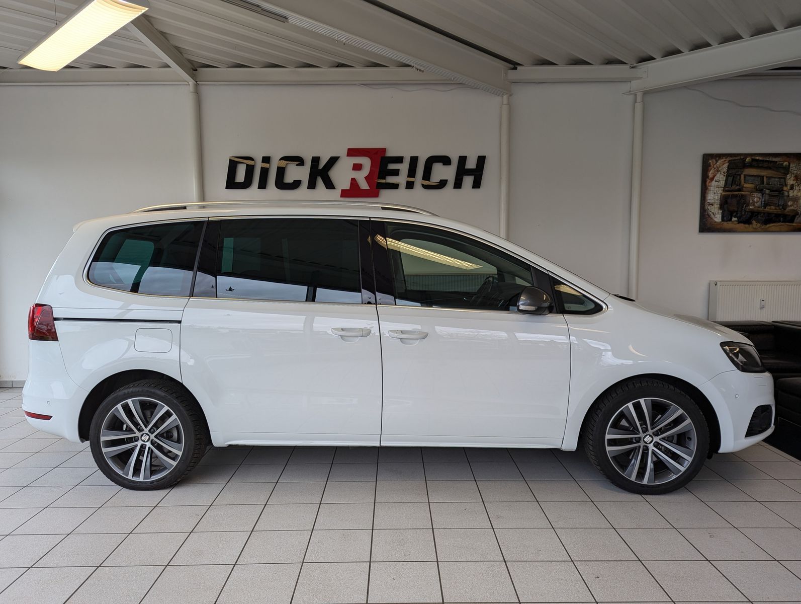 Fahrzeugabbildung SEAT Alhambra 1.4 TSI FR 7-Sitze ACC Bi-Xen Cam AHK