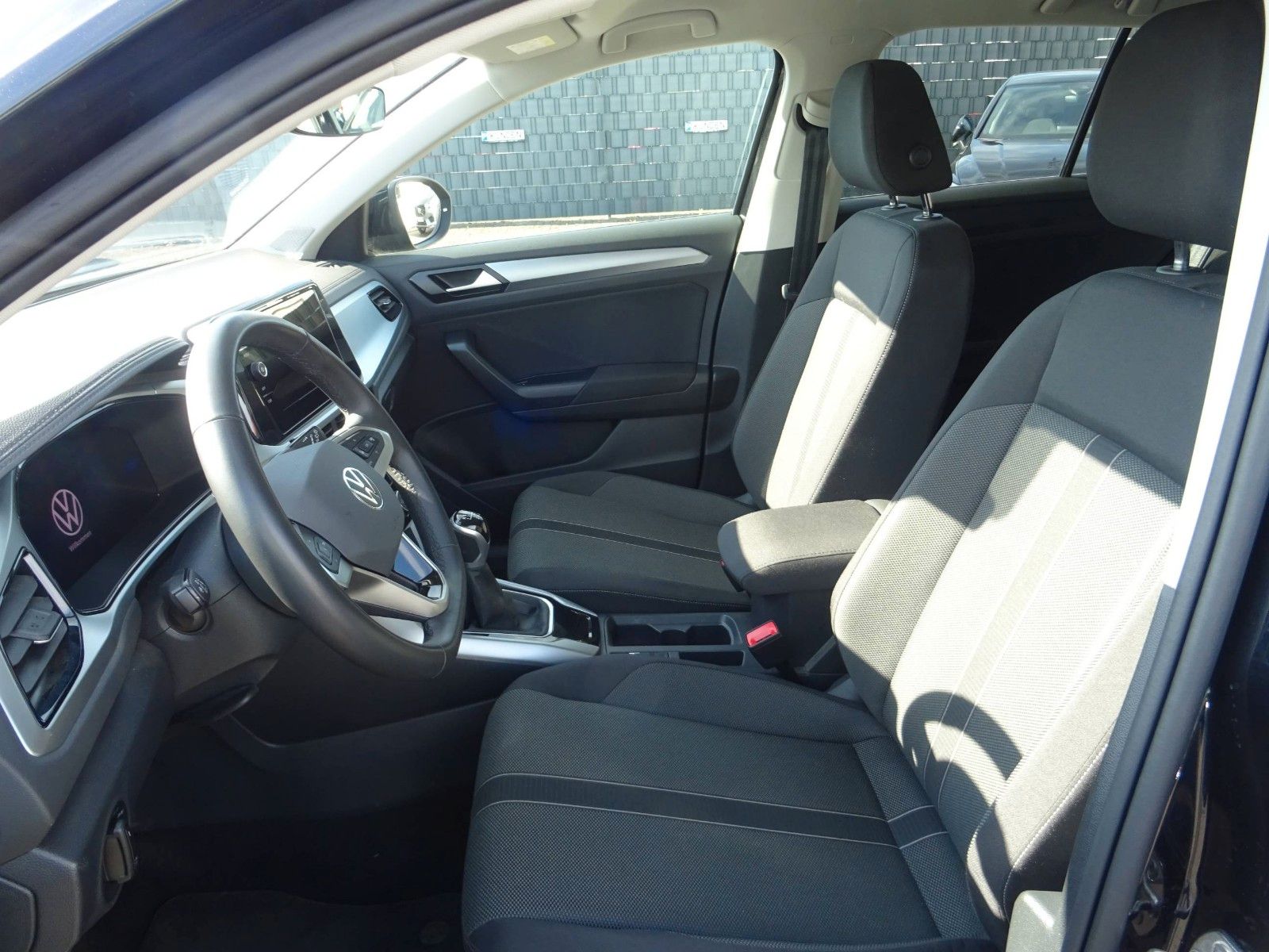 Volkswagen T-Roc 1.0 TSI Life Virt Led Navi/App PDC SHZ foto 7