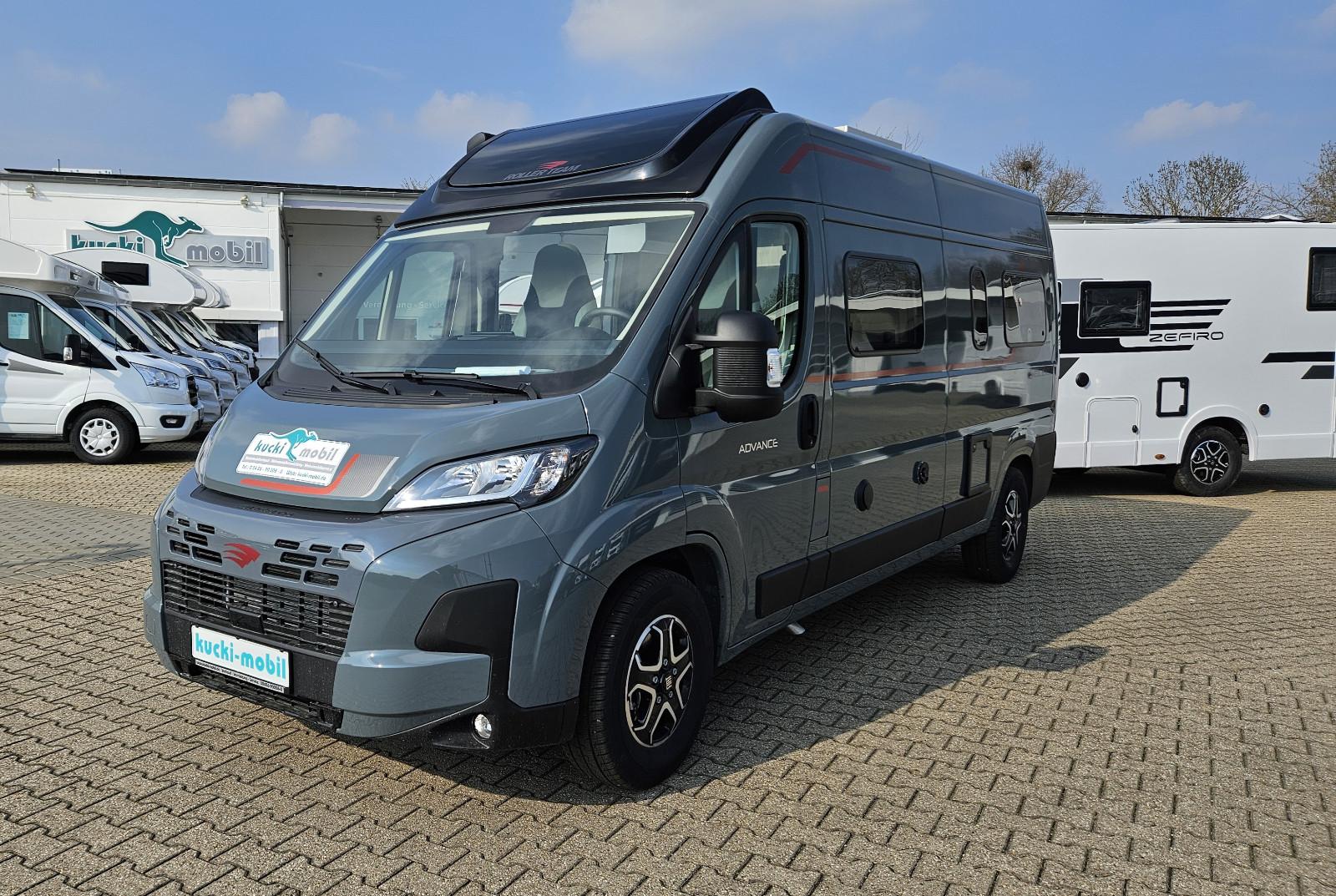 Roller Team Livingstone Advance 2 Automatik AHK Markise