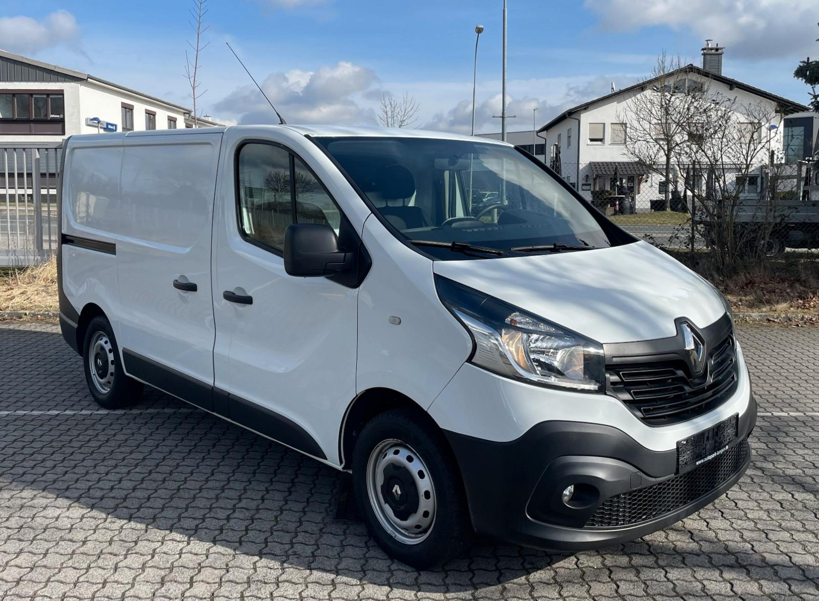 Renault Trafic L1H1 SORTIMO Regale Klima Navi PDC