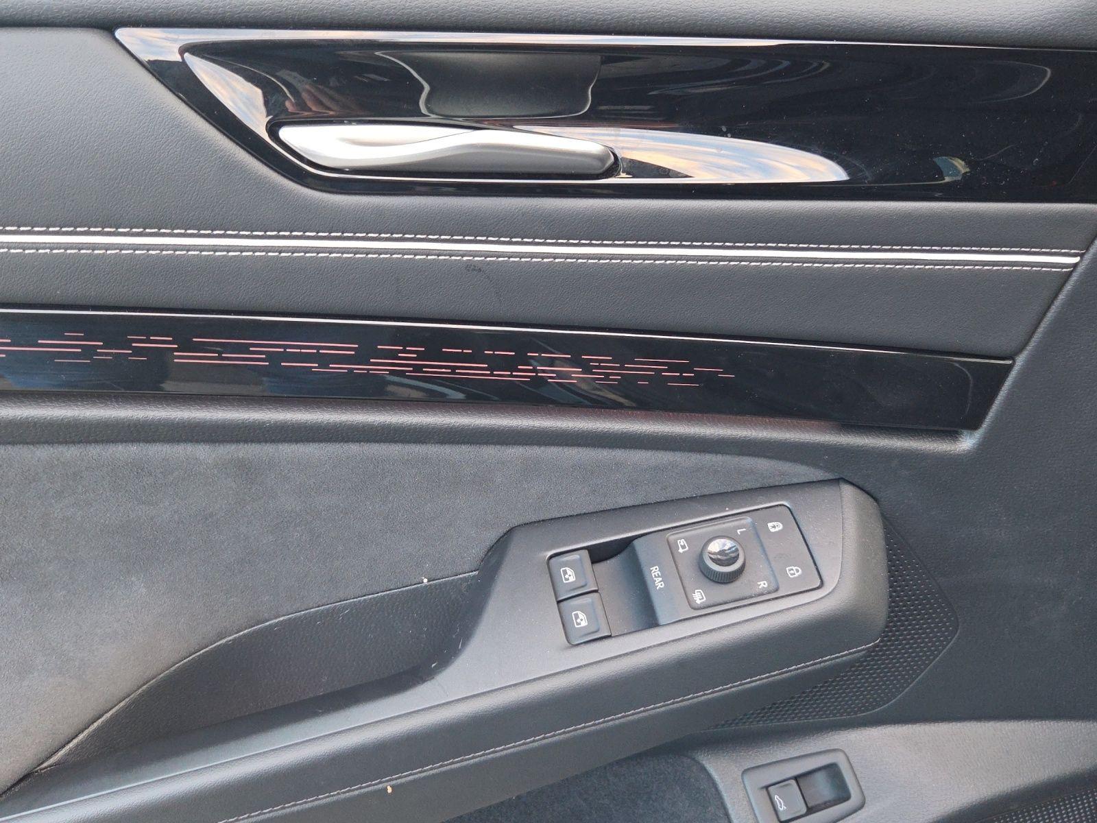 Volkswagen ID.7 Pro Black Style *Navi*Wärmep*IQ-Light*IQ-Dr
