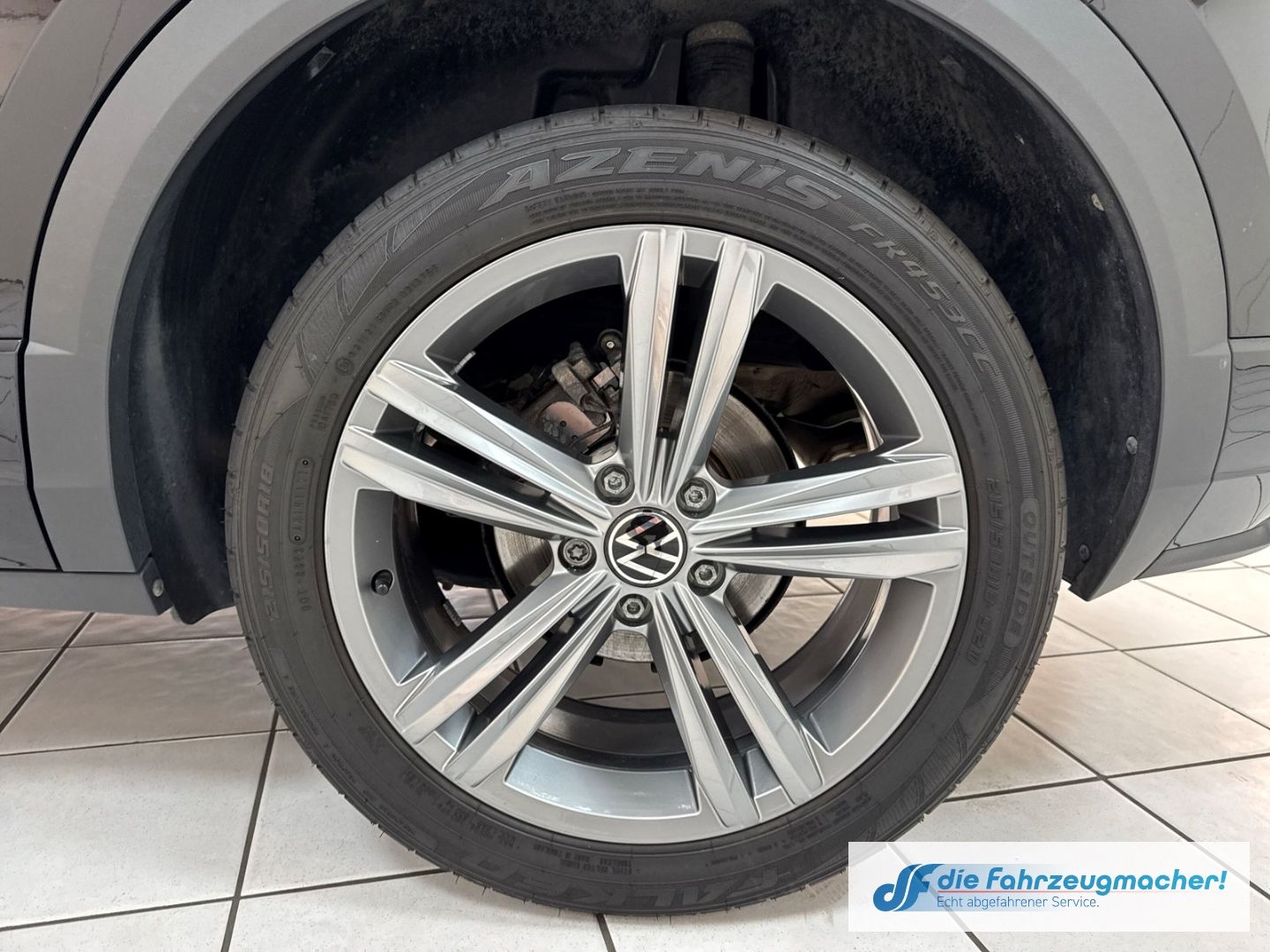 Fahrzeugabbildung Volkswagen T-Roc R-LINE Sportpaket ab.AHK Navi Digi.Cockpit