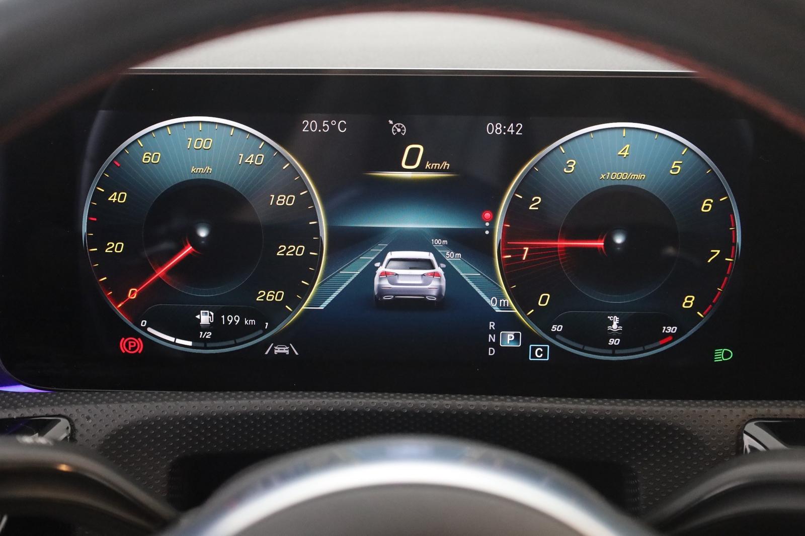 Mercedes-Benz CLA SB AMG Line LED Navi Panorama, миниатюра 17