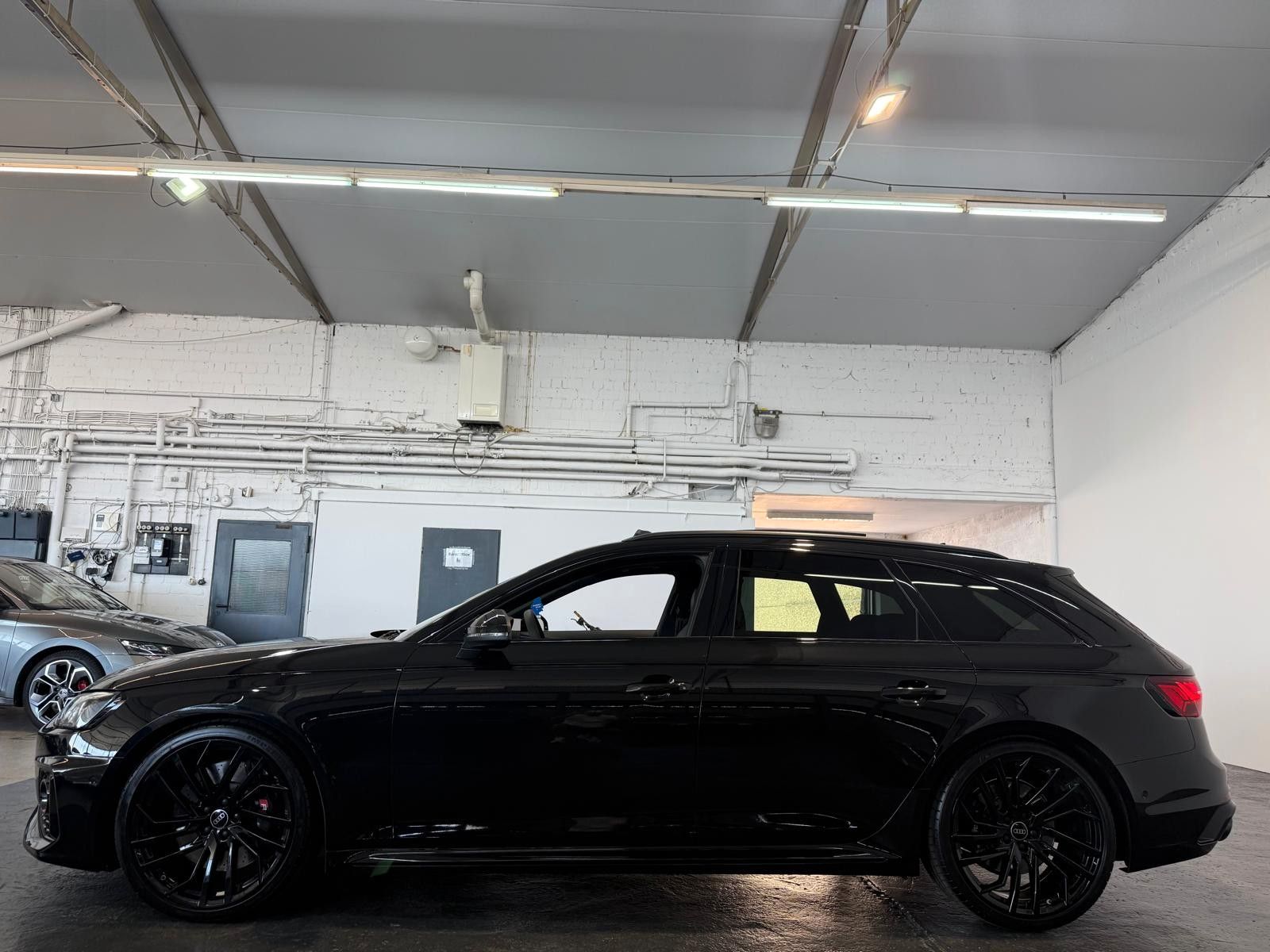 Audi RS4 RS 4 Avant 2.9 TFSI quattro foto 11
