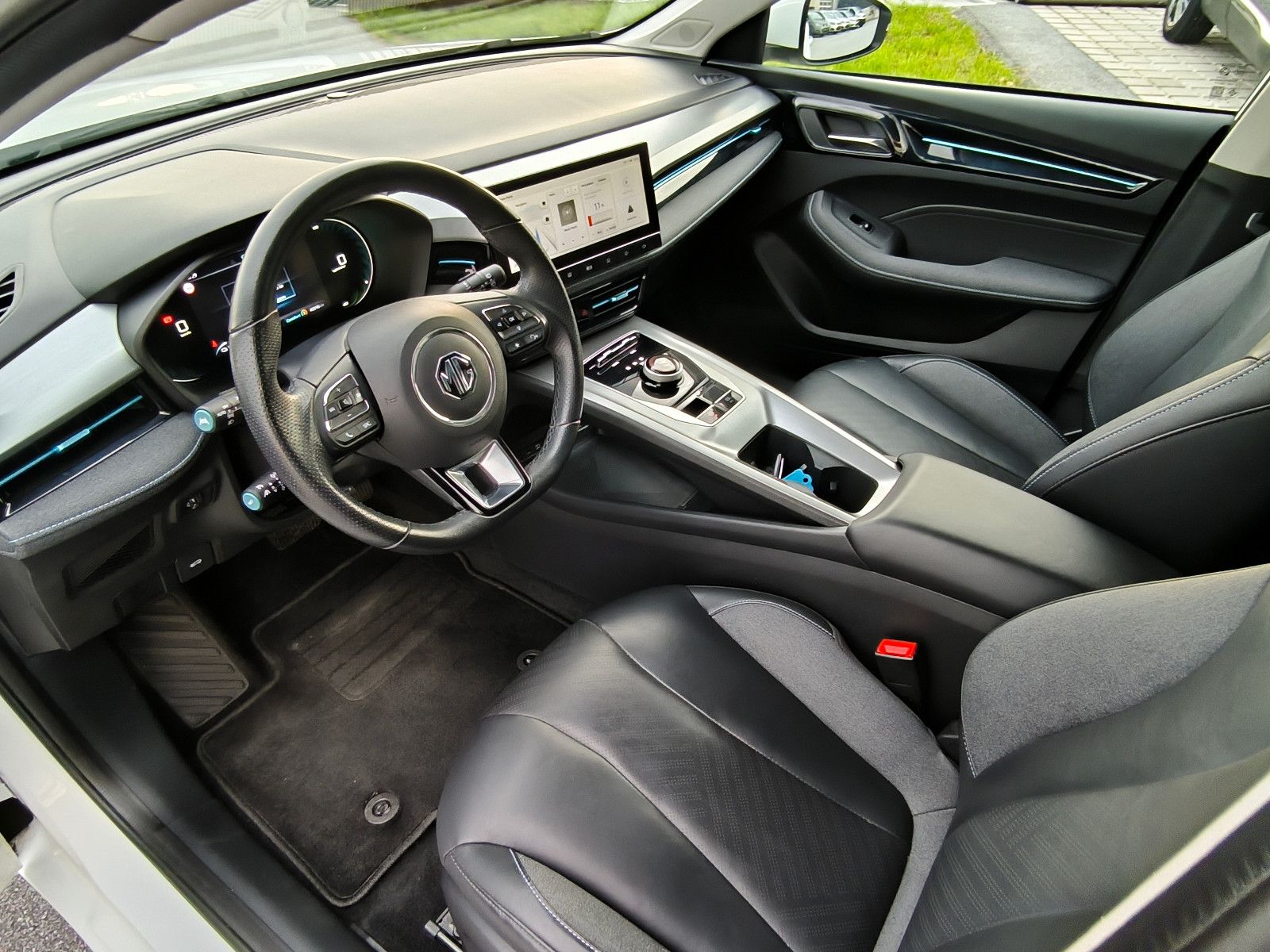 MG5