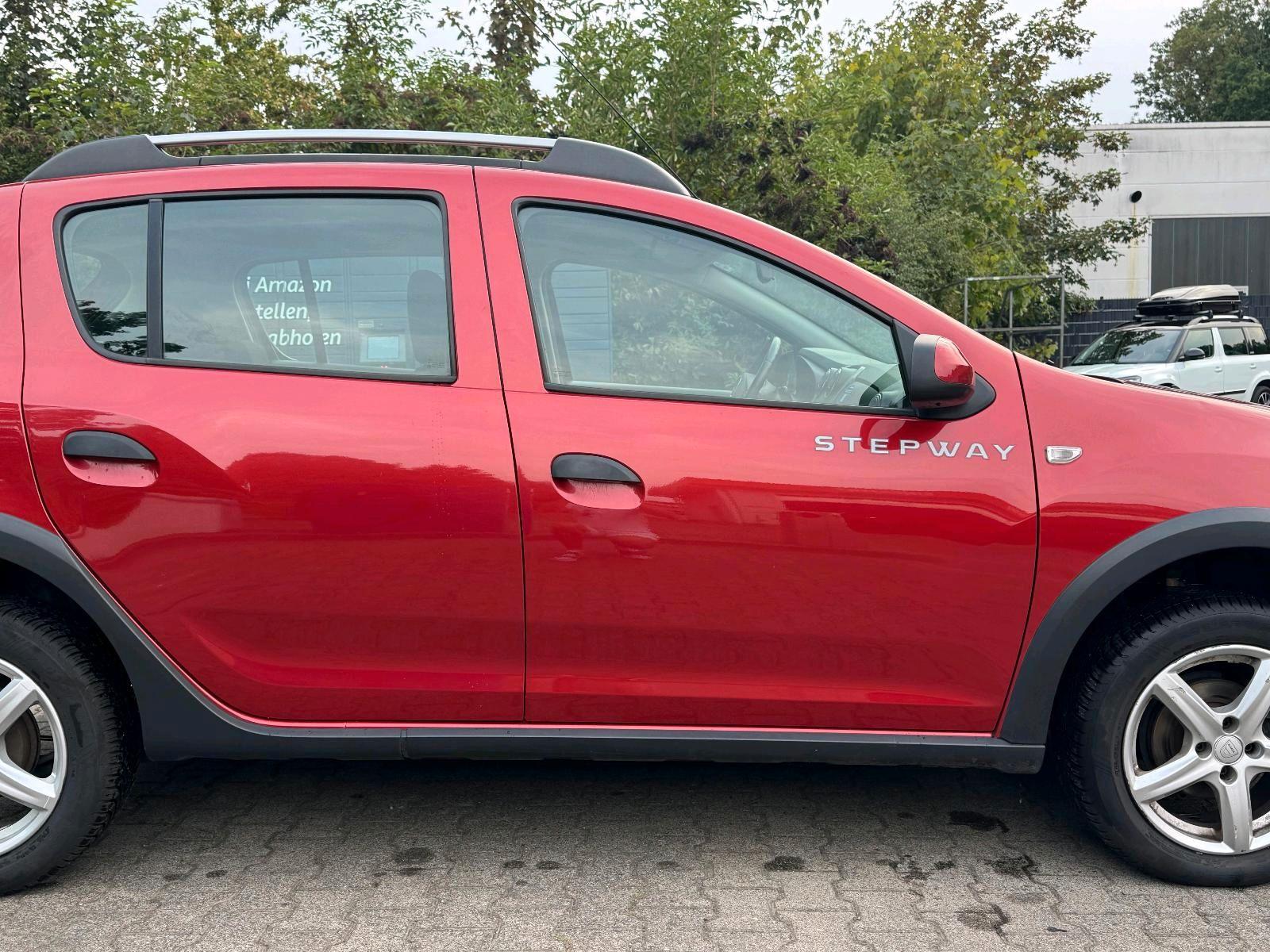 Dacia Sandero 2015 — photo 13