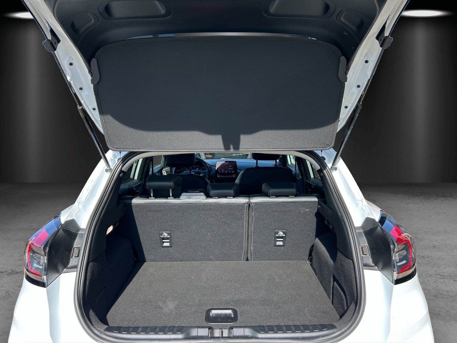 Fahrzeugabbildung Ford Puma Titanium X MHEV Navi Winter Paket PDC