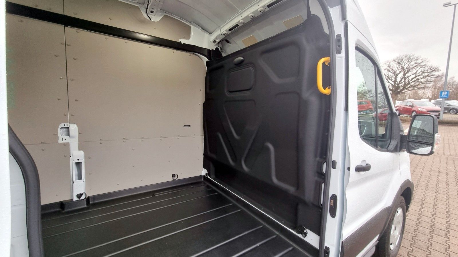 Fahrzeugabbildung Ford Transit Kasten 350 L3 Trend