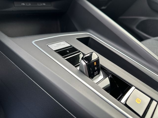 Golf VIII 2.0 TDI DSG LED+NAVI+KAMERA+ACC+SITZH+