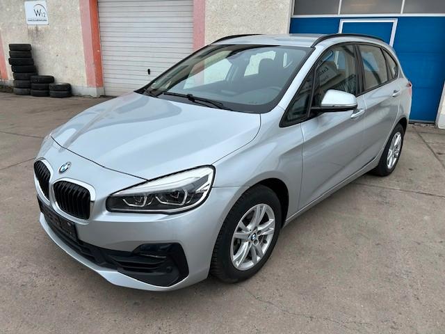 BMW 218 Baureihe 2 Active Tourer 218 i Advantage