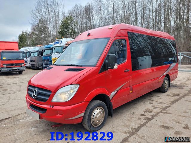 Mercedes-Benz Sprinter 515 VIP 17place