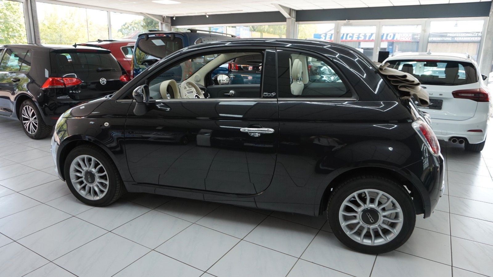 Fahrzeugabbildung Fiat 500 Lounge Cabrio  Scheckh. gepfl. TÜV neu