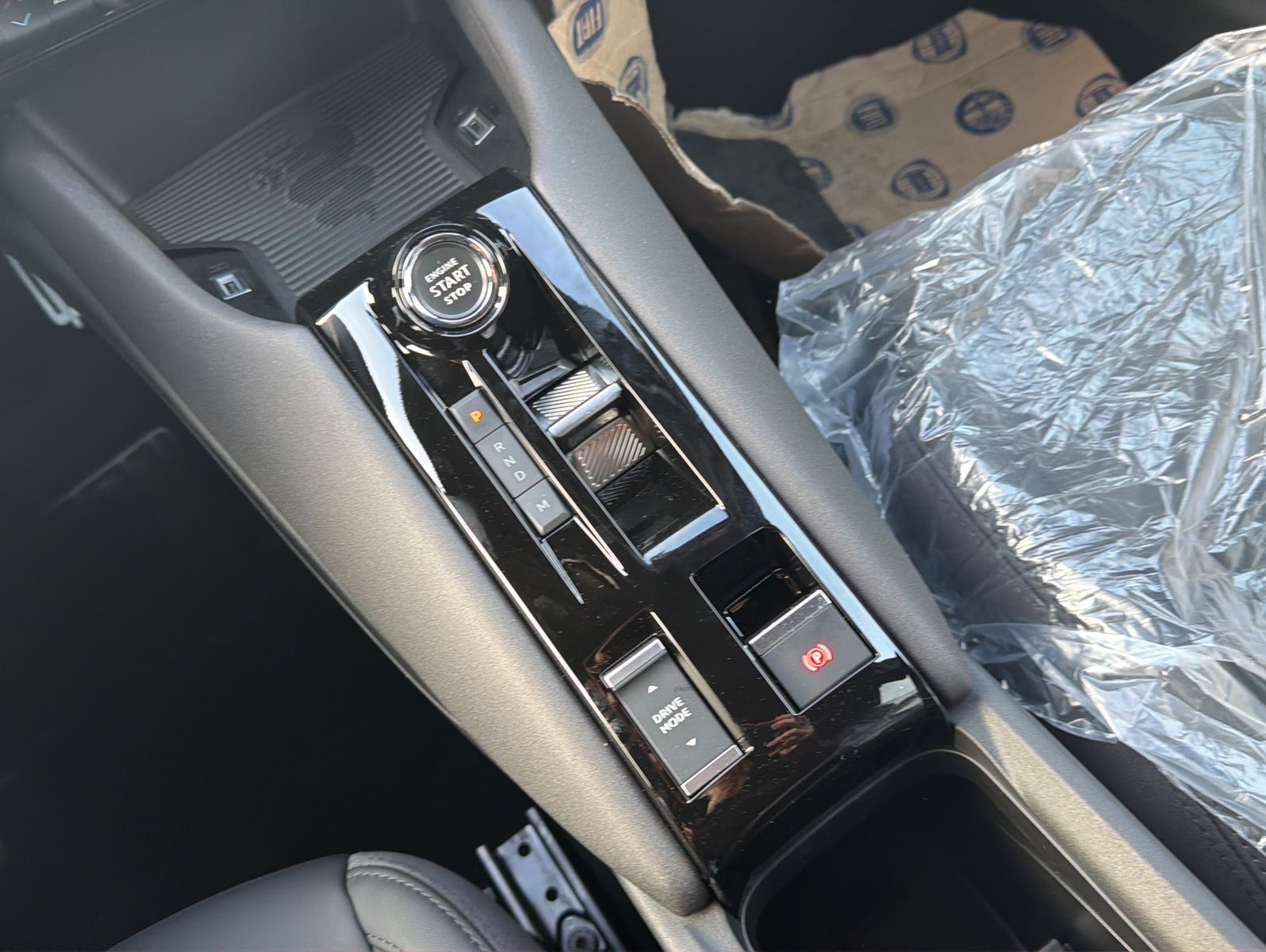 Fahrzeugabbildung Alfa Romeo Junior Ibrida 1.2 VGT 48V-Hybrid 100 kW Speciale