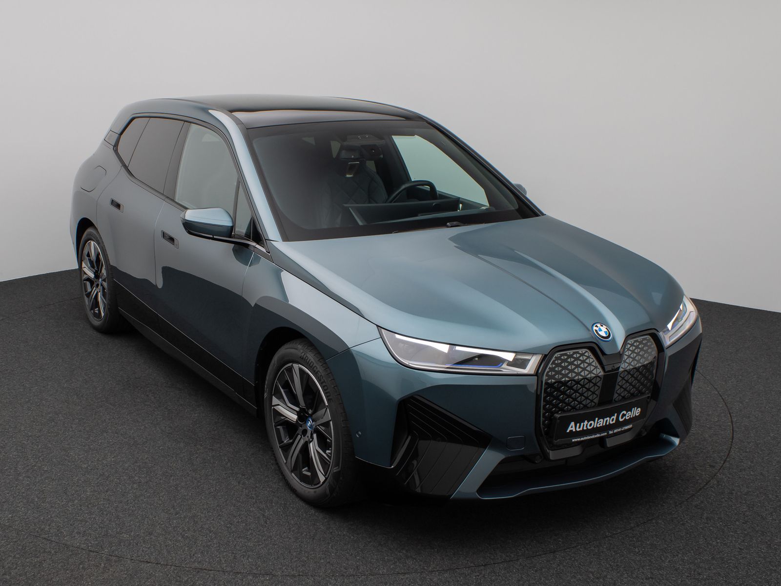 Fahrzeugabbildung BMW iX xD40 Sport Panorama 360° Laser DAB H/K 21Zoll