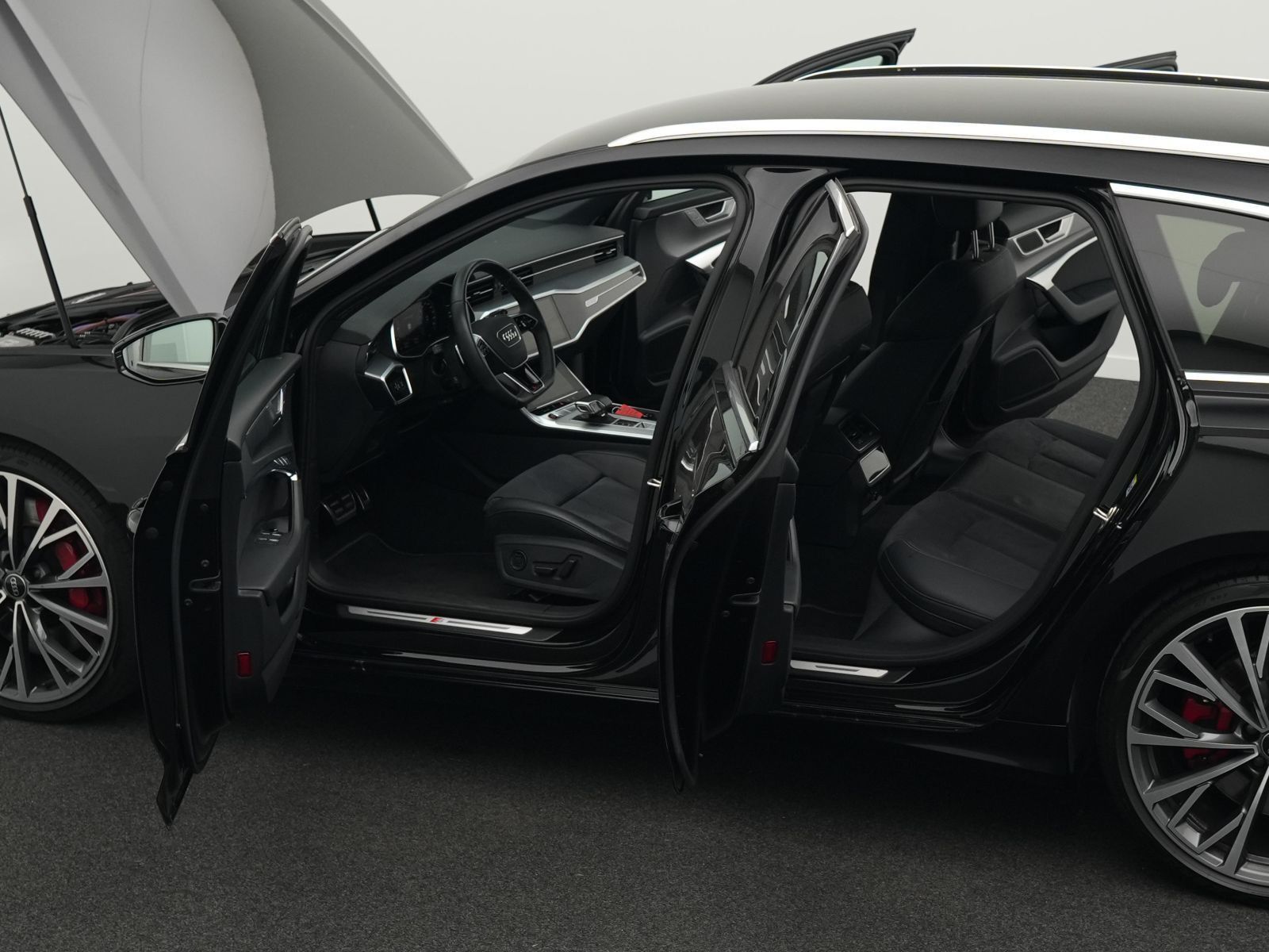 Audi S6 - Bild 32