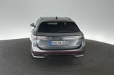 Volkswagen Passat Variant 2.0 TDI 4M DSG R Line AHK Navi - Volkswagen Passat Variant mit Diesel-Antrieb: Grau, Kombi