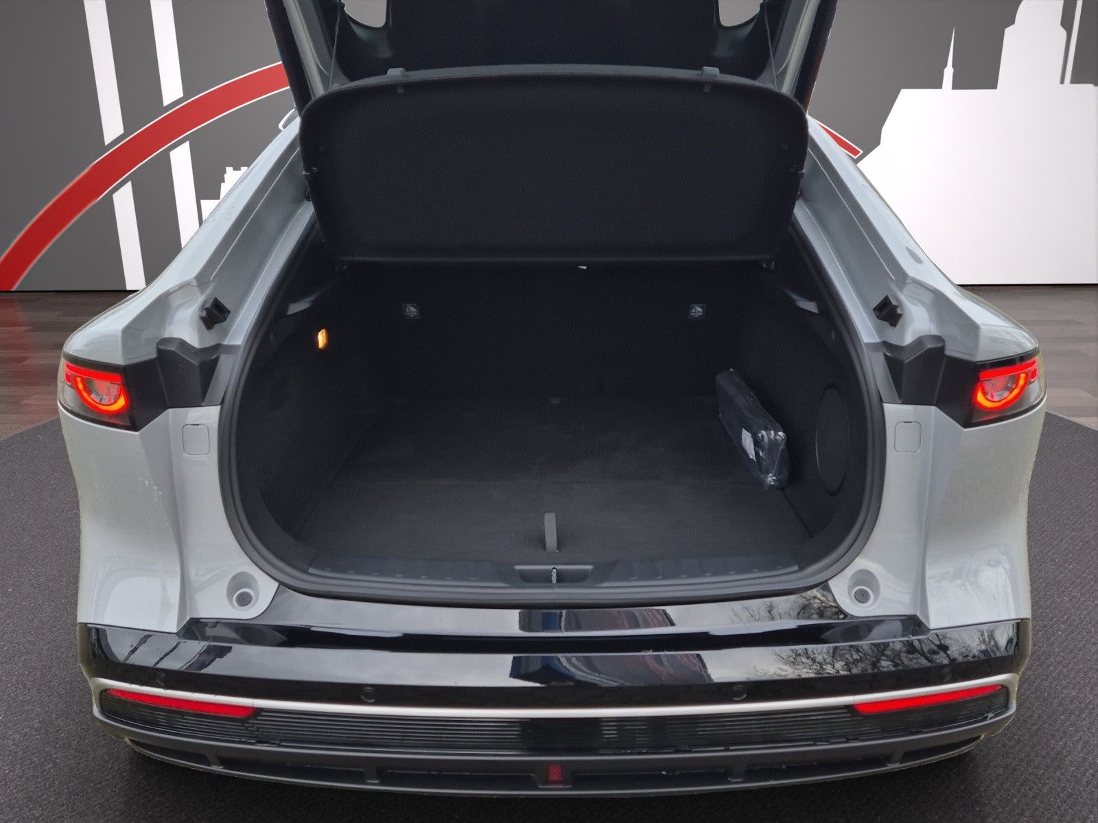 Fahrzeugabbildung Mazda 6e EV Elektro Takumi