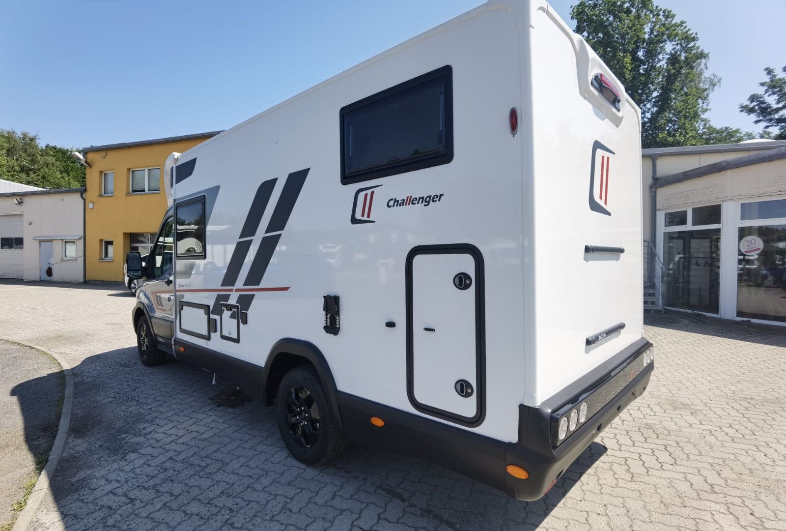 Fahrzeugabbildung Challenger S 217 Sport Edition
