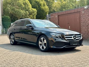 Mercedes E 200 - 3