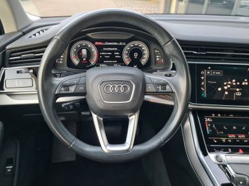 Audi Q7 - 11
