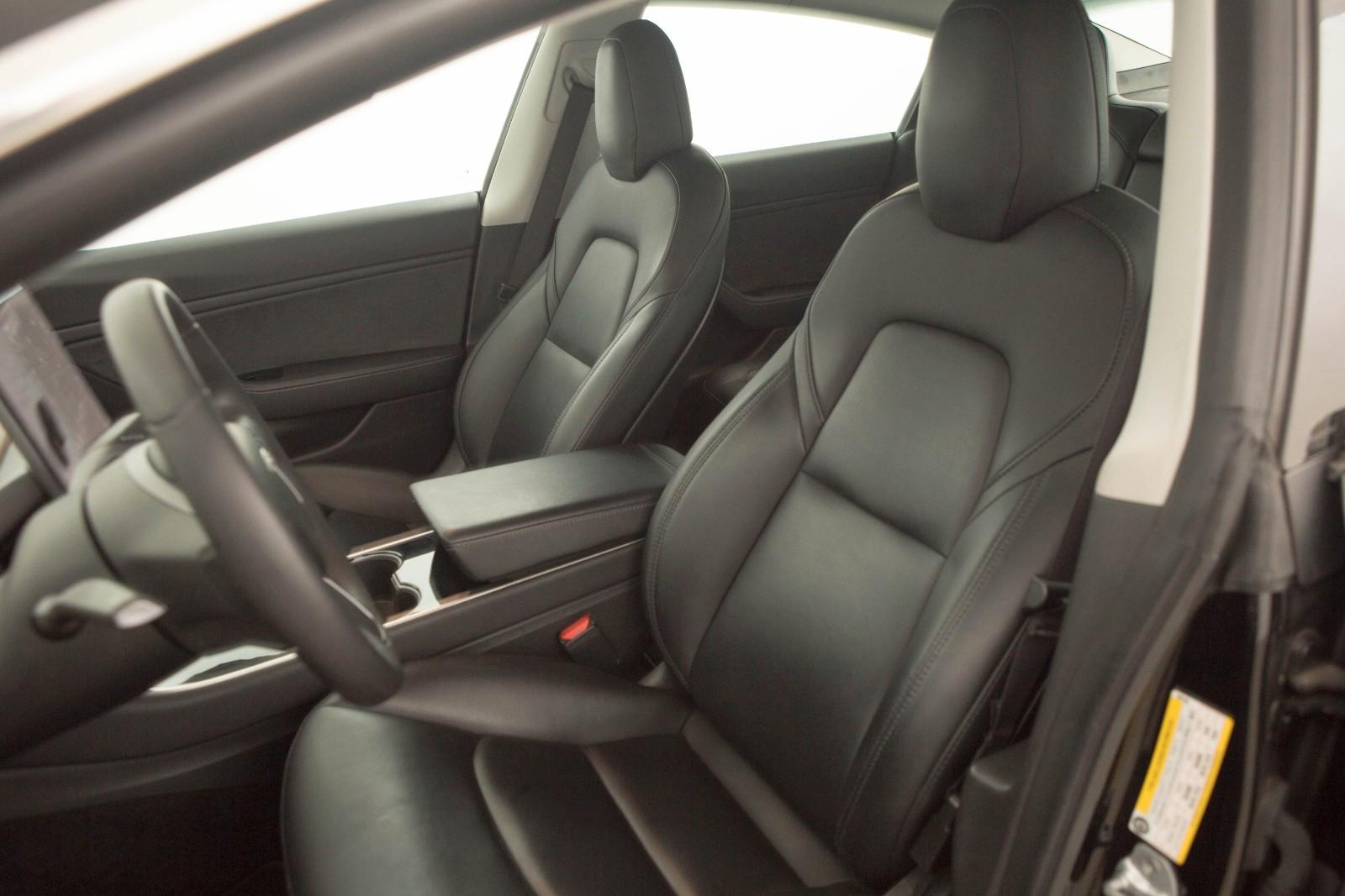 TESLA MODEL 3 PERFORMANCE 483CH - 1ERE MAIN - HAYON ÉLECTRIQUE - TOIT PANORAMIQUE