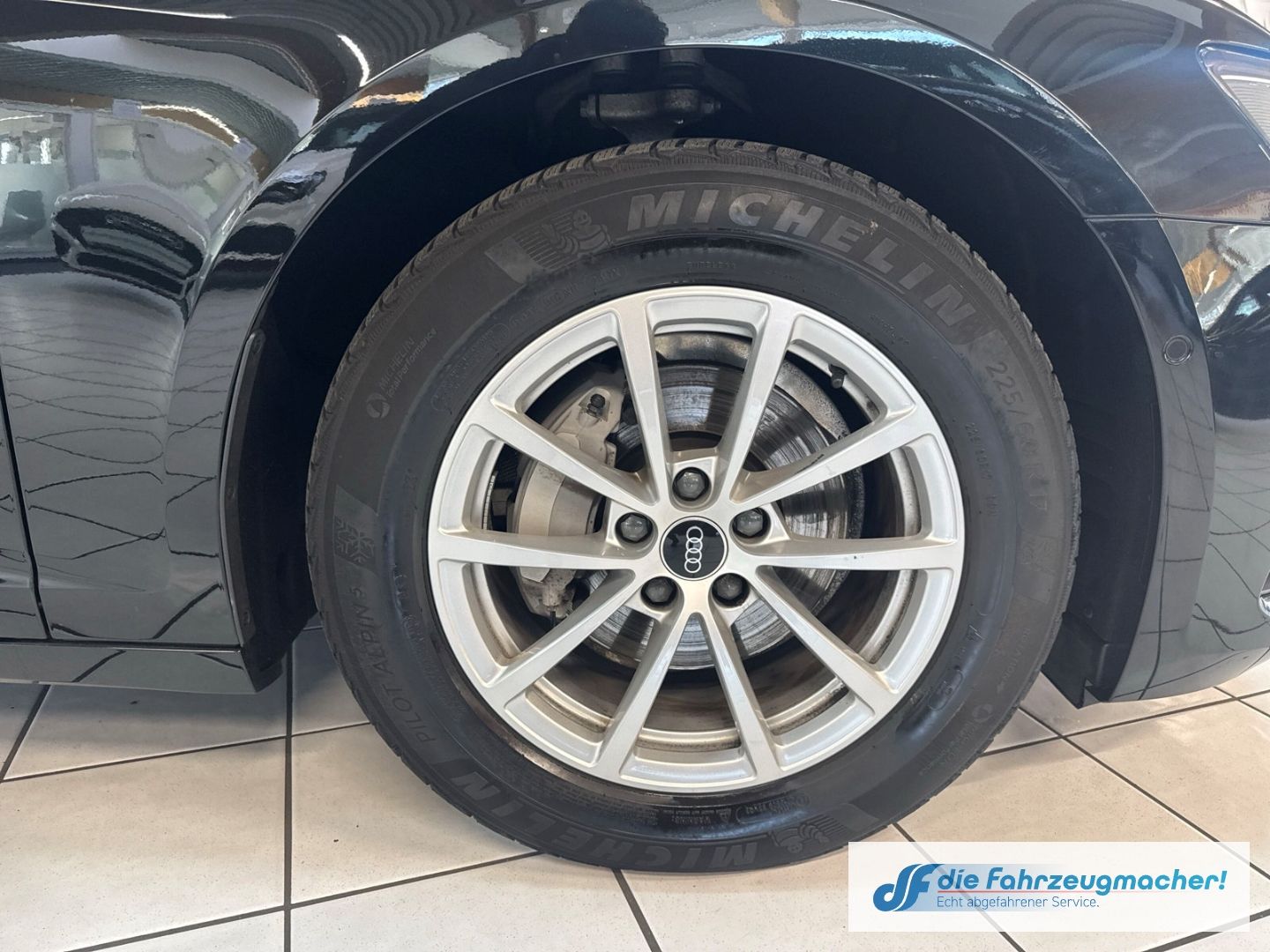 Fahrzeugabbildung Audi A6 Avant 40 TDI Navi LED ACC El. Heckklappe Mehr