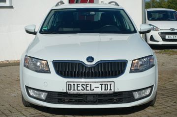 Skoda Octavia - 2